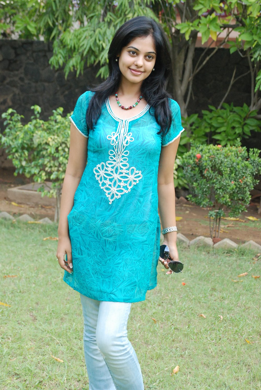 Bindu Madhavi - Meet Veppam Movie Team | Picture 52343